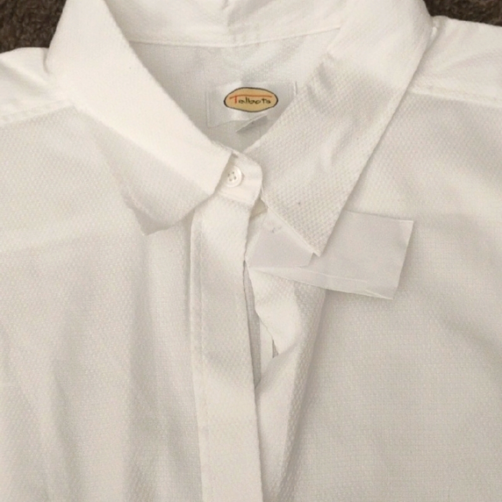 Nwt Ladies White cotton blouse